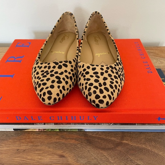 Trotters Estee Woven Flat - DARK TAN CHEETAH CALF HAIR - Picture 2 of 6